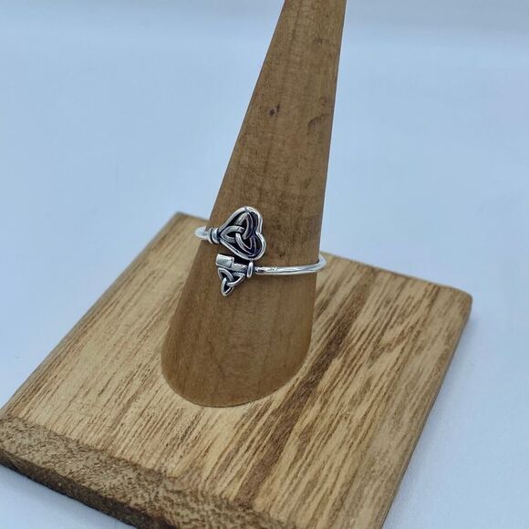 Celtic Key Sterling Silver Ring - Picture 3 of 7